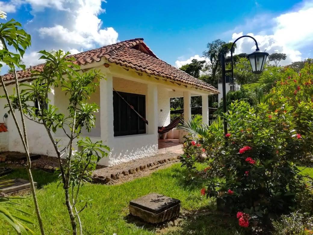 Hotel Campestre Arboretto Вильявисенсио Экстерьер фото