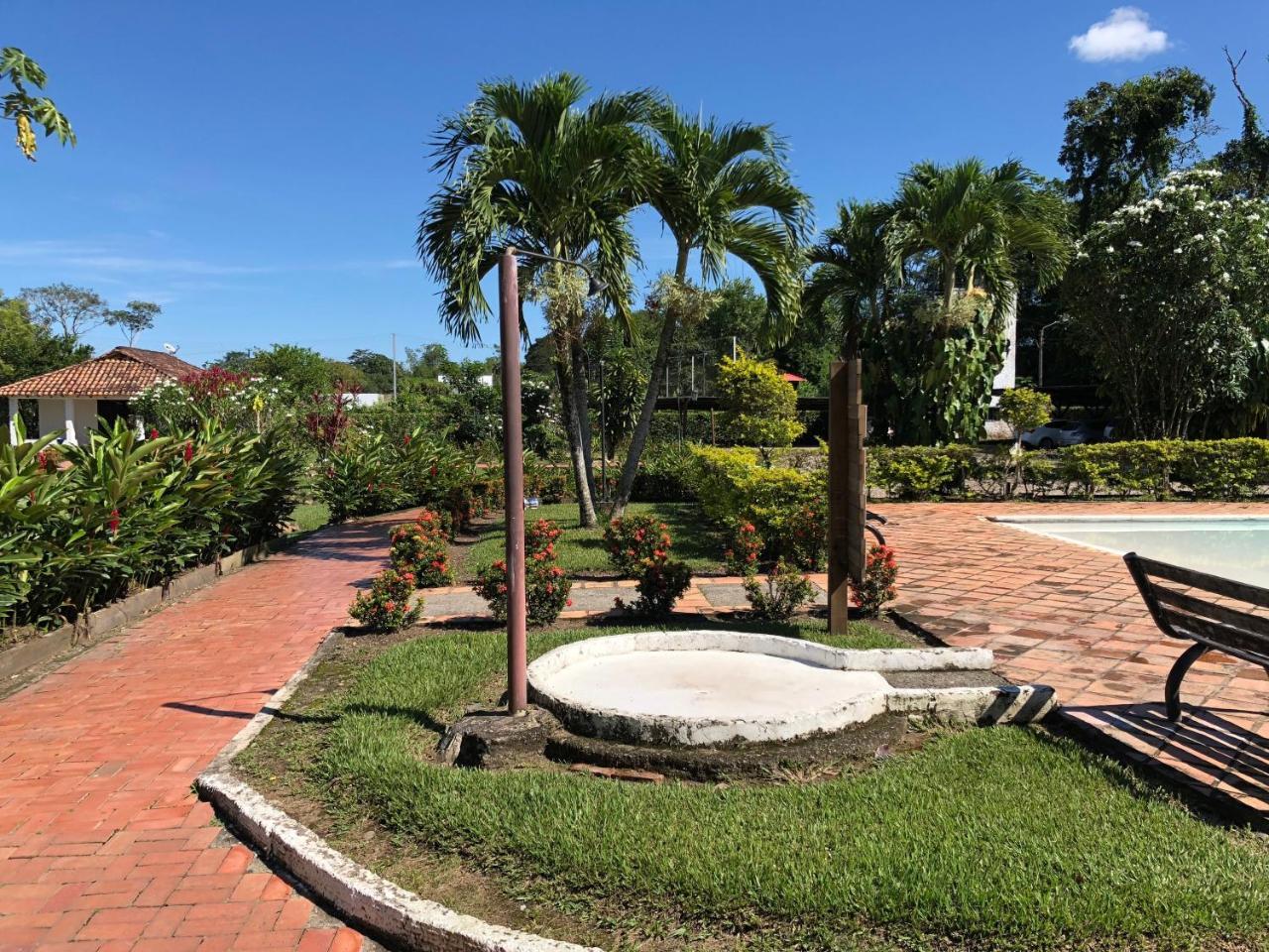 Hotel Campestre Arboretto Вильявисенсио Экстерьер фото